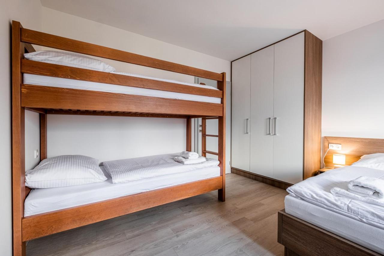 Apartmany Zabukem Mlynicky Dvur ภายนอก รูปภาพ