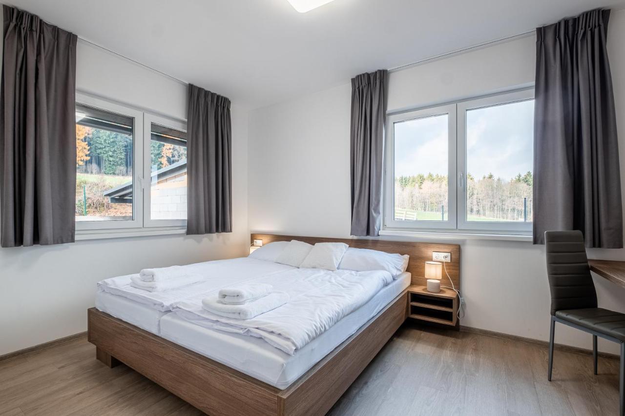 Apartmany Zabukem Mlynicky Dvur ภายนอก รูปภาพ